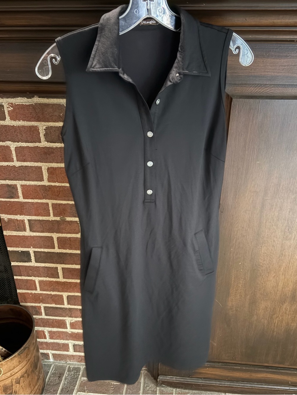 J McLaughlin active dress size small